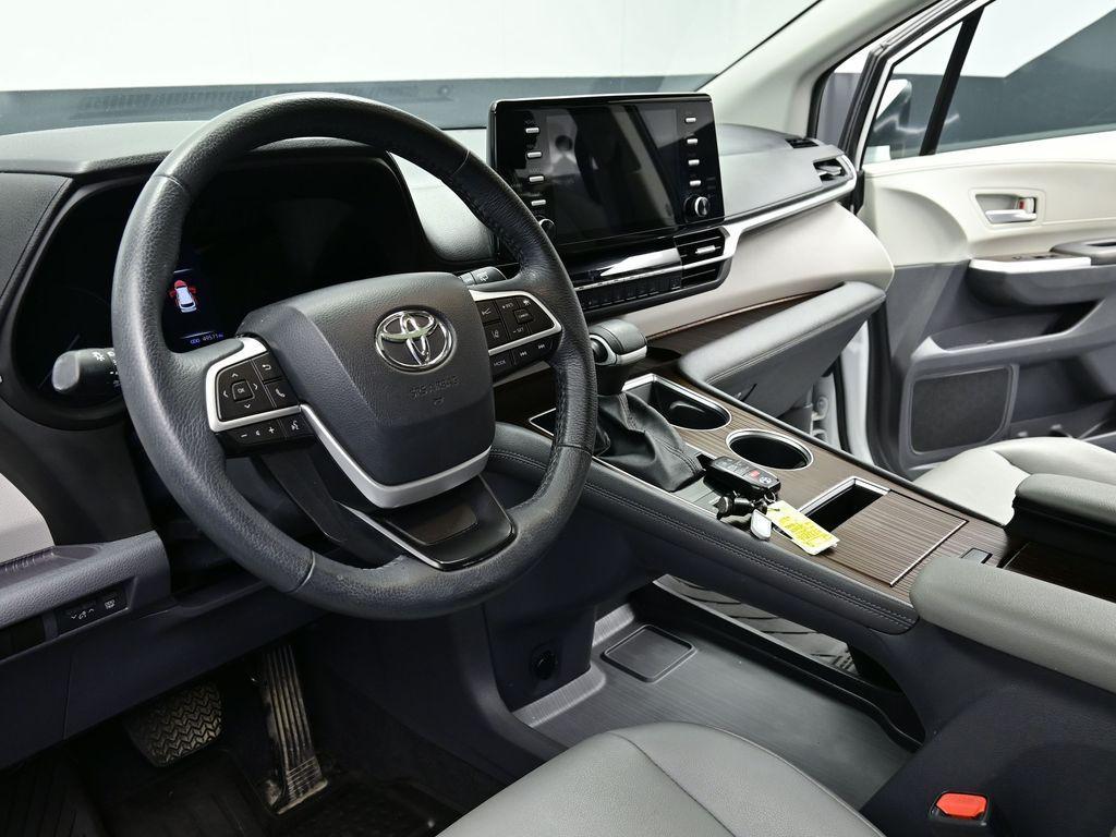 used 2023 Toyota Sienna car, priced at $40,450