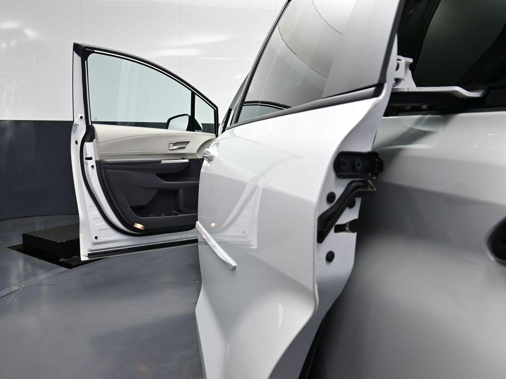 used 2023 Toyota Sienna car, priced at $40,450