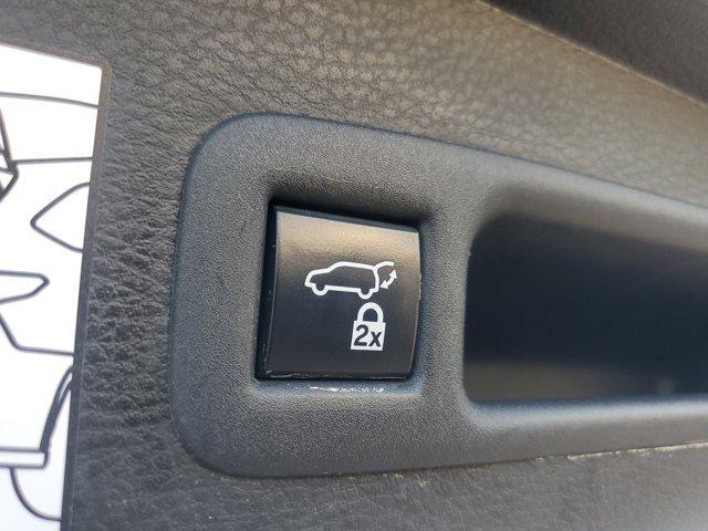 used 2021 Toyota Sienna car, priced at $37,454