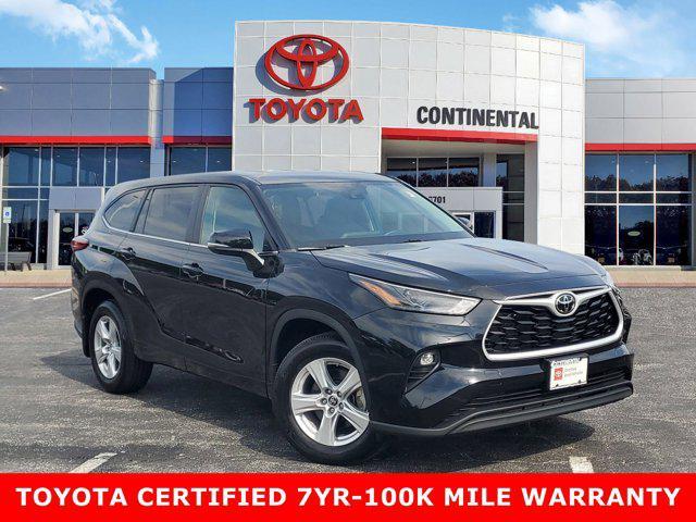 used 2023 Toyota Highlander car, priced at $38,541