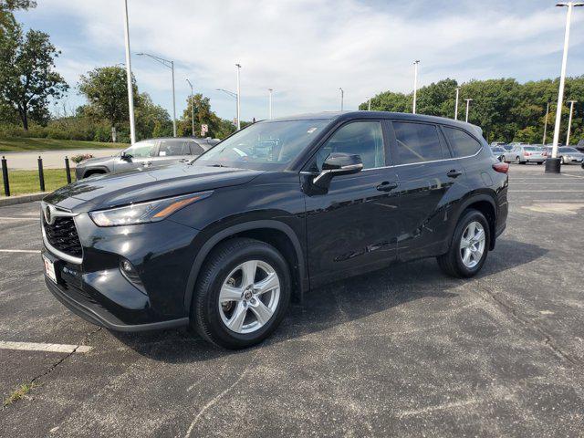 used 2023 Toyota Highlander car, priced at $38,987