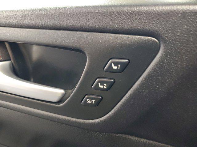 used 2016 Toyota Highlander car, priced at $27,998