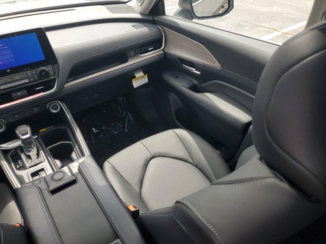 new 2025 Toyota Grand Highlander car, priced at $59,640
