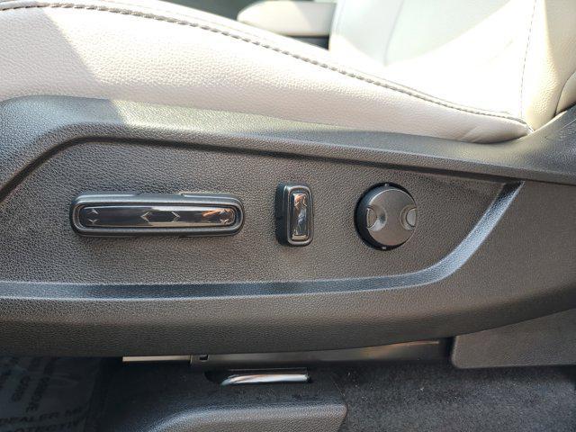 used 2023 Honda Pilot car, priced at $40,919