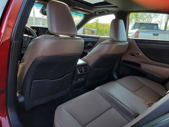 used 2022 Lexus ES 350 car, priced at $37,482