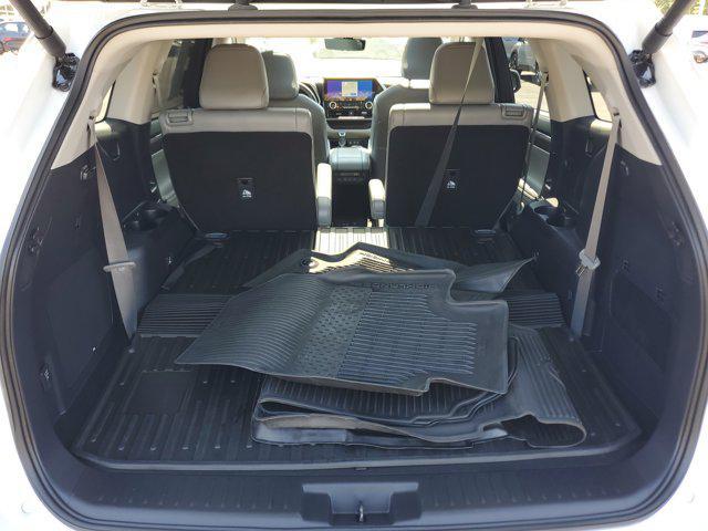 used 2025 Toyota Highlander Hybrid car, priced at $55,417