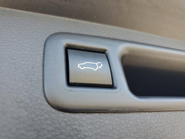used 2025 Toyota Highlander Hybrid car, priced at $55,417