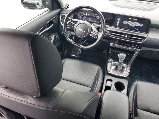 used 2024 Kia Seltos car, priced at $25,418
