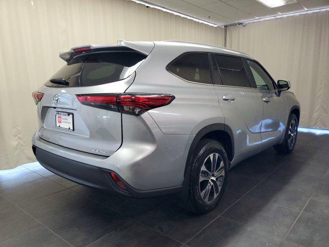 used 2023 Toyota Highlander car, priced at $41,545