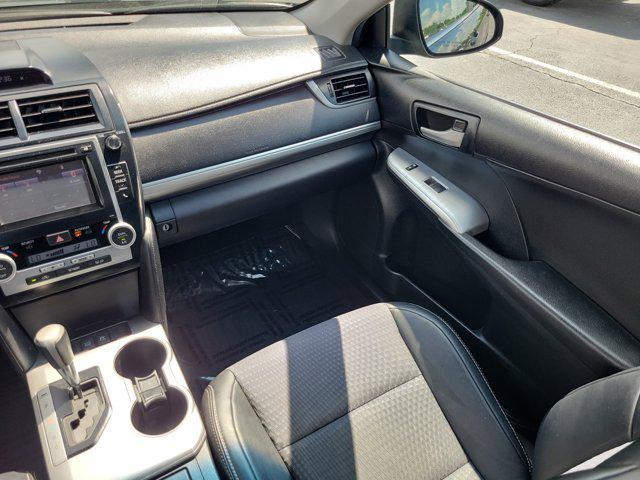 used 2014 Toyota Camry Hybrid car, priced at $12,965
