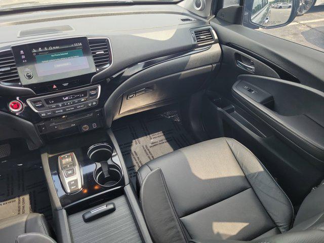 used 2021 Honda Pilot car, priced at $33,925