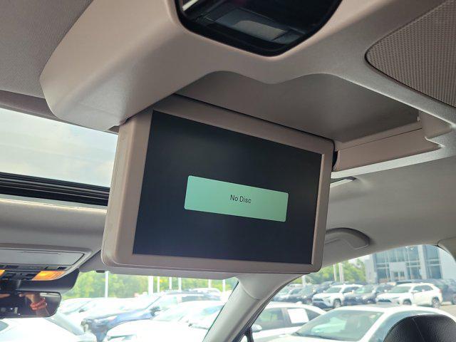 used 2021 Honda Pilot car, priced at $33,925