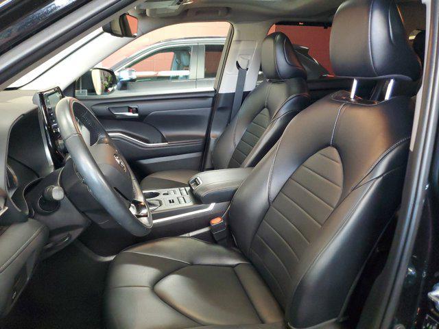 used 2021 Toyota Highlander car, priced at $36,987