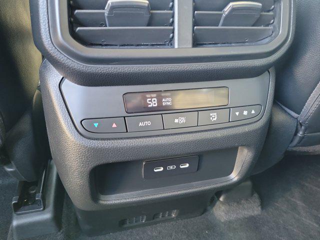 used 2025 Honda Pilot car, priced at $38,991