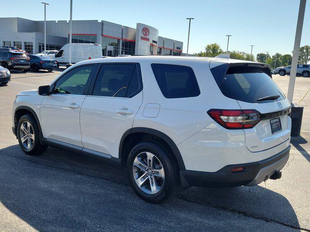used 2025 Honda Pilot car, priced at $38,991