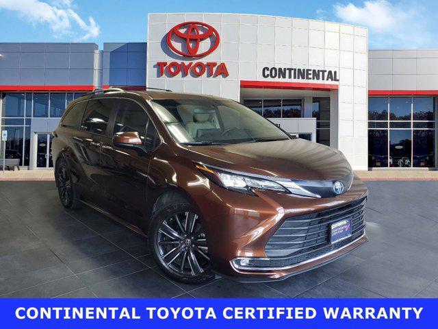 used 2022 Toyota Sienna car, priced at $41,957