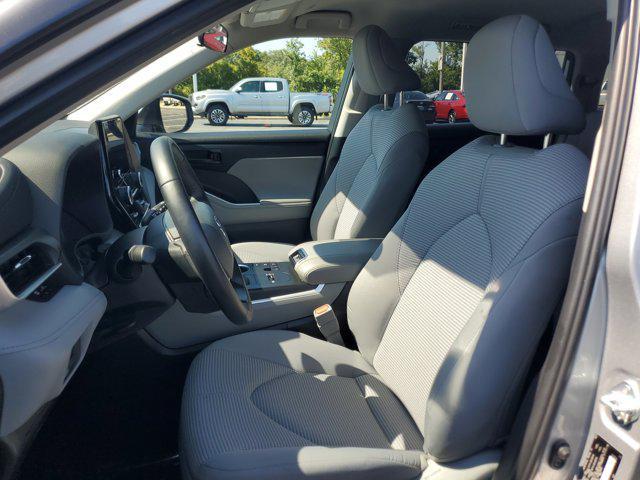 used 2024 Toyota Highlander Hybrid car, priced at $41,988