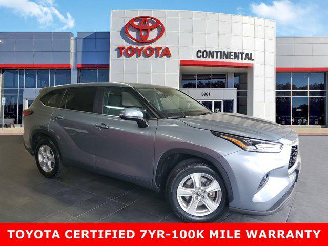 used 2023 Toyota Highlander car, priced at $33,863