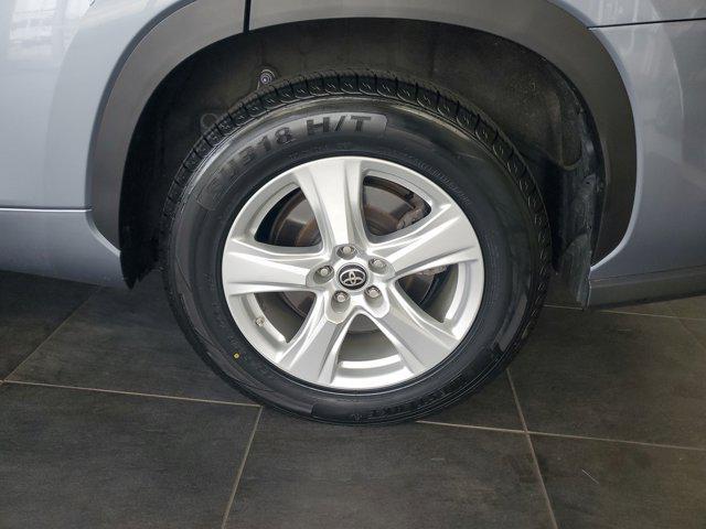 used 2023 Toyota Highlander car, priced at $33,863