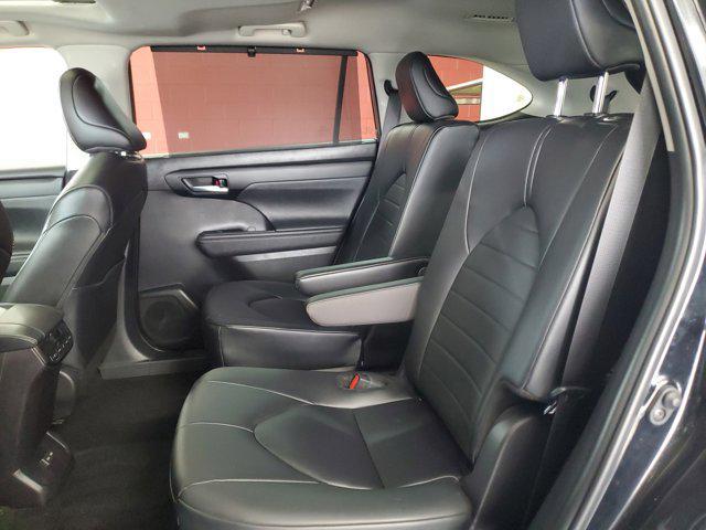used 2024 Toyota Highlander car, priced at $42,889