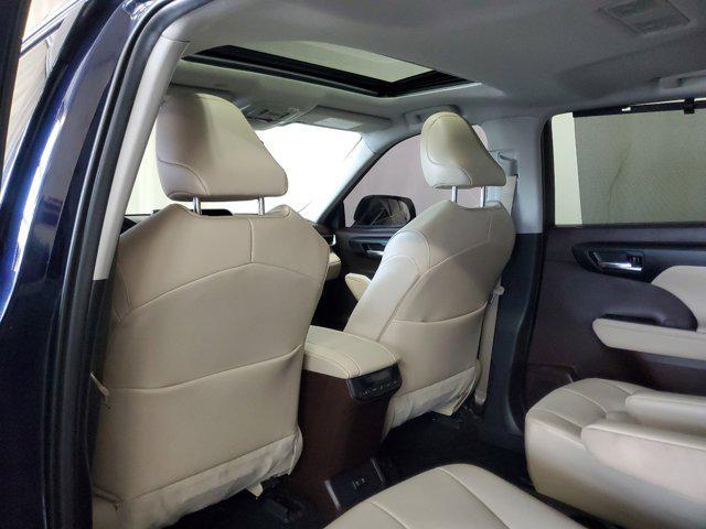 used 2021 Toyota Highlander car, priced at $39,525