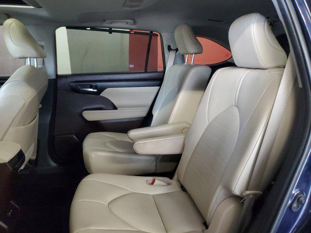 used 2021 Toyota Highlander car, priced at $39,525