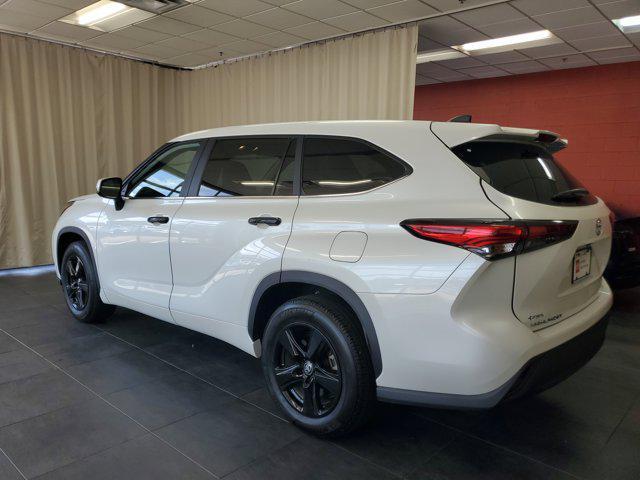 used 2023 Toyota Highlander car, priced at $34,545