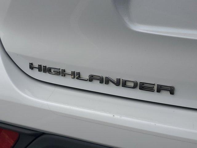 used 2023 Toyota Highlander car, priced at $32,993