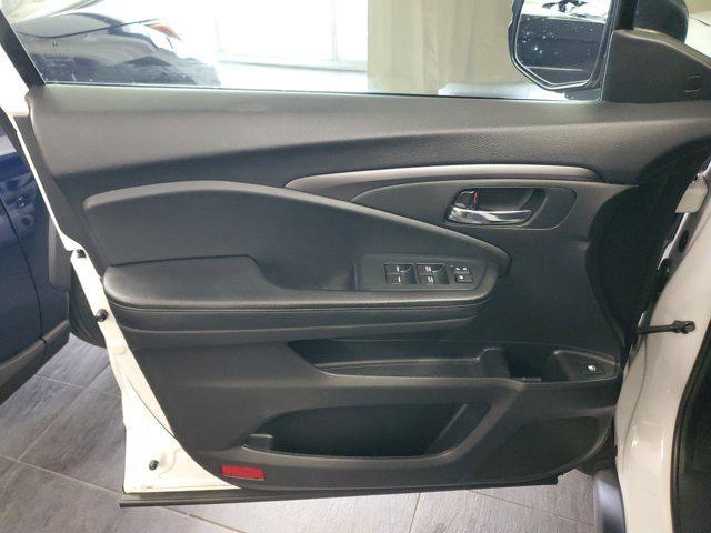 used 2022 Honda Pilot car, priced at $33,962