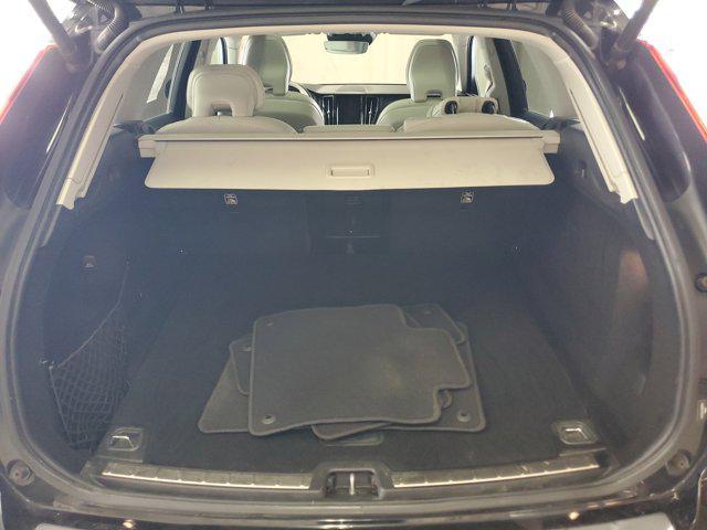 used 2021 Volvo XC60 car, priced at $27,498