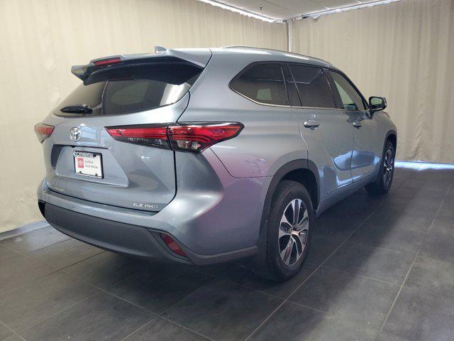 used 2021 Toyota Highlander car, priced at $39,588