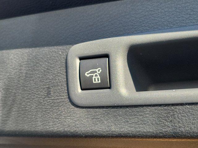 new 2025 Toyota Sienna car, priced at $48,735