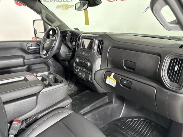 new 2025 Chevrolet Silverado 3500 car, priced at $64,273