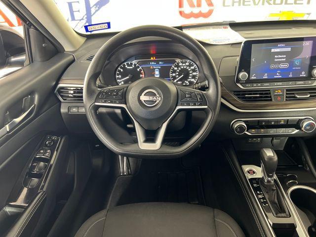 used 2023 Nissan Altima car, priced at $20,256