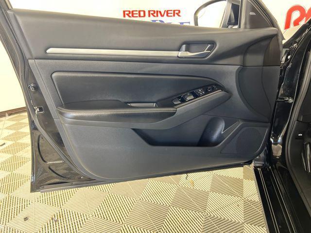 used 2023 Nissan Altima car, priced at $20,256
