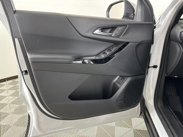 new 2026 Chevrolet Equinox car, priced at $32,645