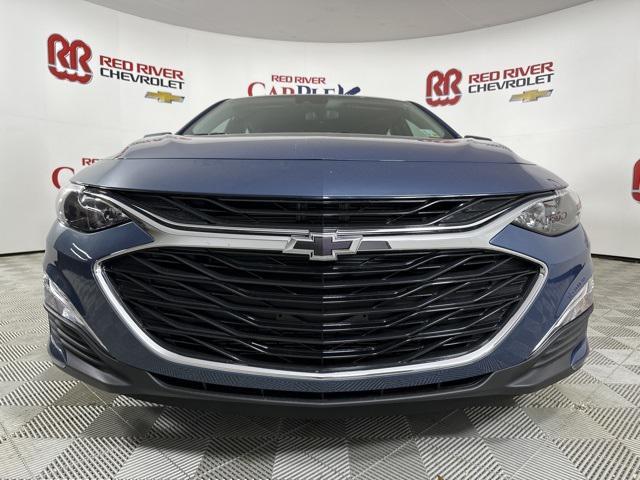 new 2025 Chevrolet Malibu car, priced at $28,245