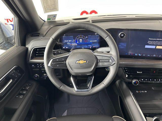 new 2025 Chevrolet Suburban car, priced at $77,595