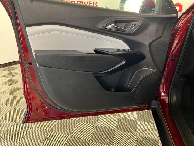 new 2025 Chevrolet Trax car, priced at $25,880