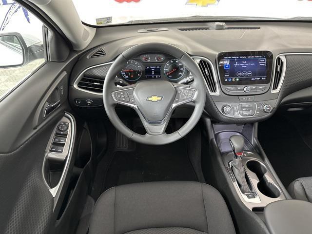 new 2025 Chevrolet Malibu car, priced at $28,245