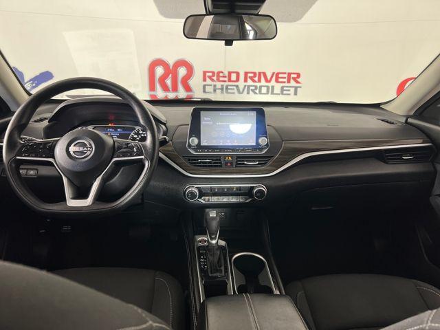 used 2023 Nissan Altima car, priced at $20,088