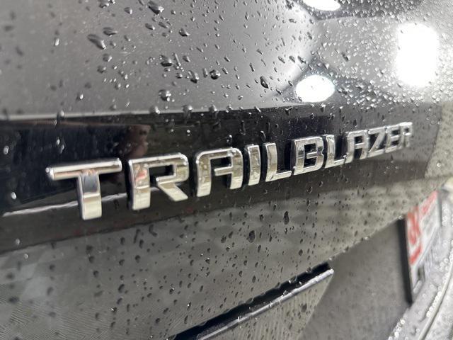 new 2025 Chevrolet TrailBlazer car, priced at $25,285