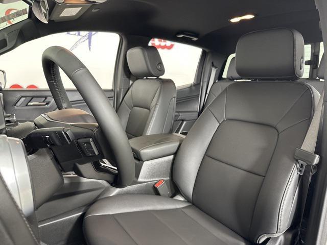 new 2025 Chevrolet Colorado car, priced at $42,060