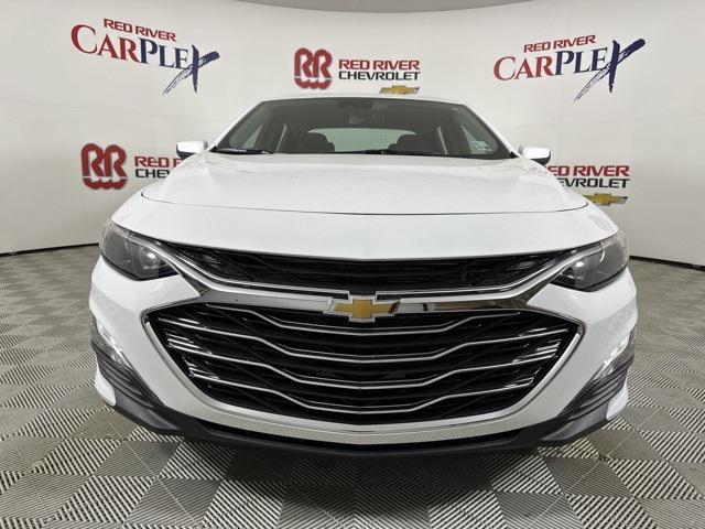 new 2025 Chevrolet Malibu car, priced at $27,495