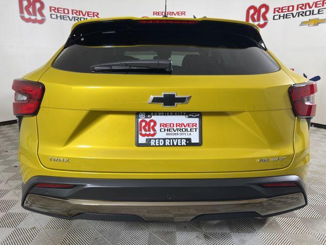 new 2025 Chevrolet Trax car, priced at $27,085