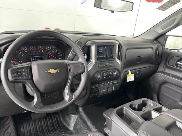 new 2025 Chevrolet Silverado 1500 car, priced at $39,055