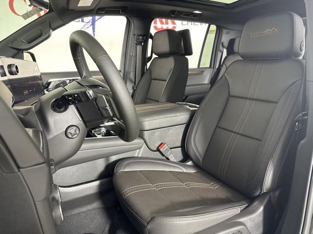 new 2025 Chevrolet Suburban car, priced at $93,475