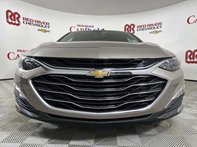 new 2025 Chevrolet Malibu car, priced at $27,495