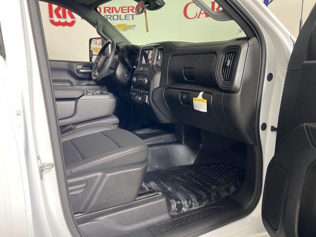 new 2025 Chevrolet Silverado 3500 car, priced at $55,723