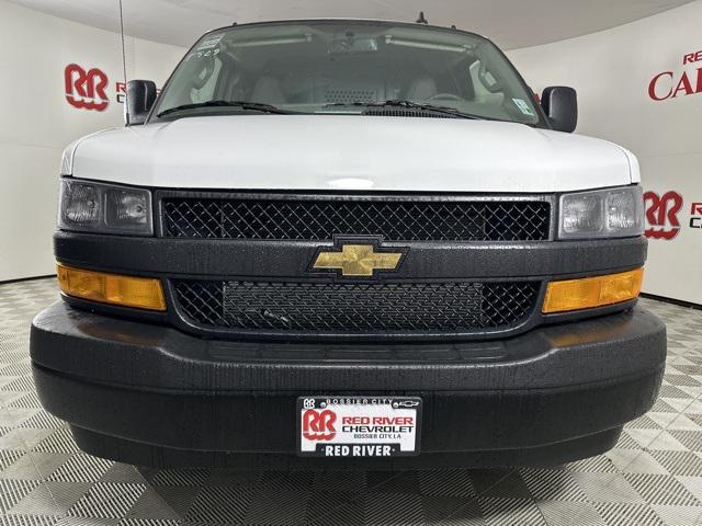 new 2024 Chevrolet Express 2500 car, priced at $46,123